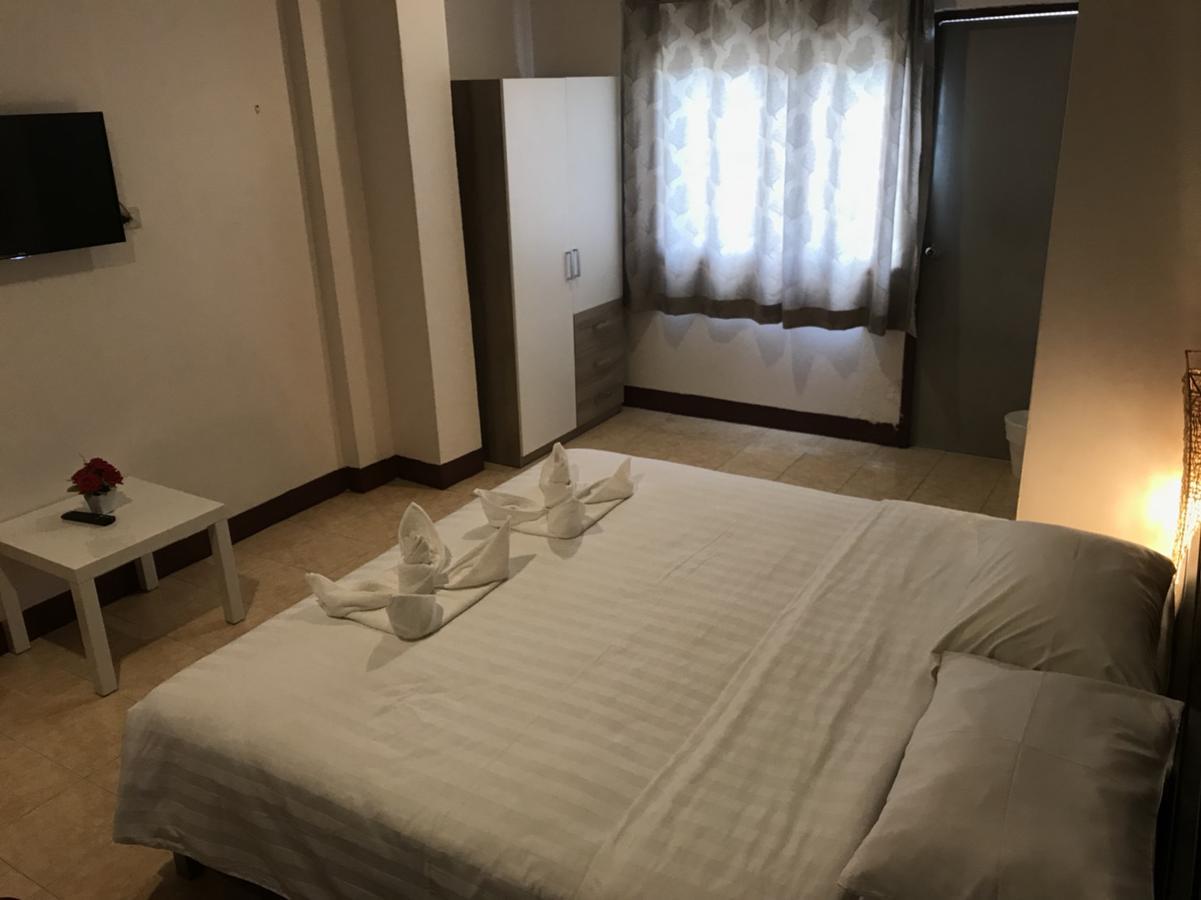 Ferb Guest House Patong Bagian luar foto