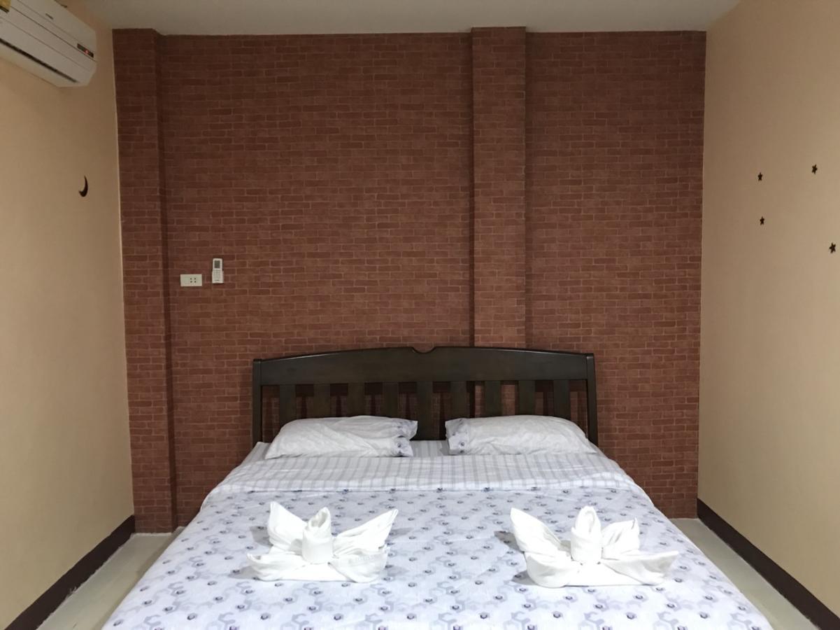 Ferb Guest House Patong Bagian luar foto