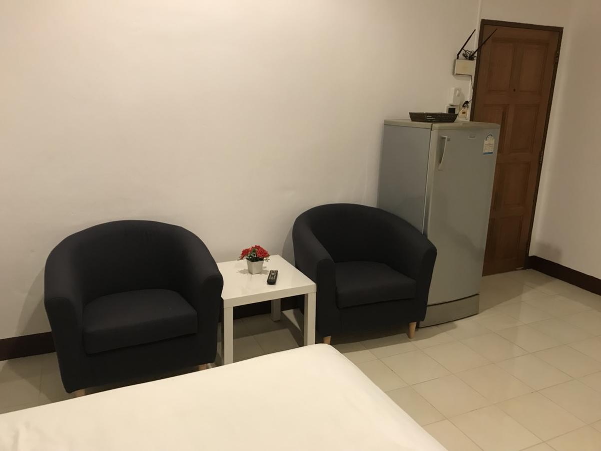 Ferb Guest House Patong Bagian luar foto